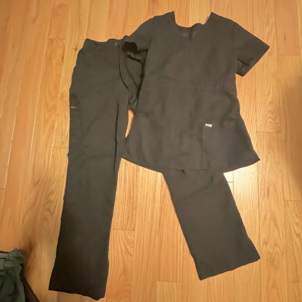 Greys Anatomy. Color BLACK. Top XS.